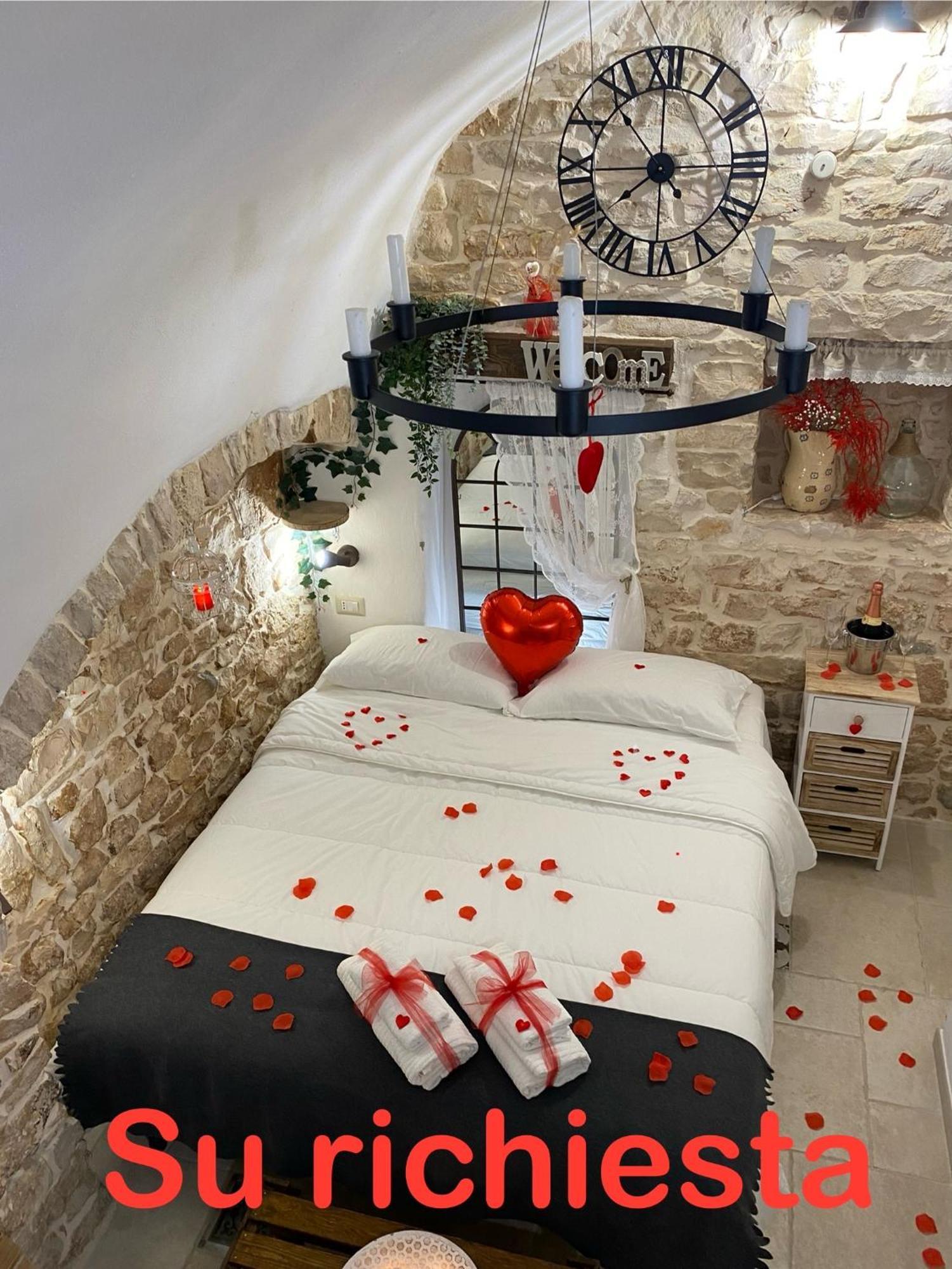 Domus Klara Bed & Breakfast ตูรี ภายนอก รูปภาพ